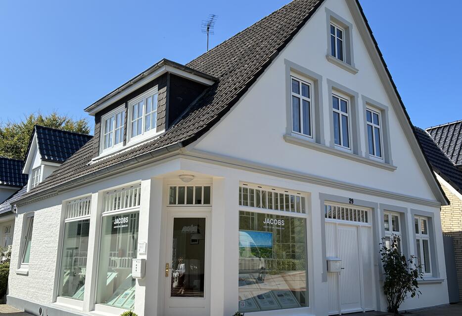 Erneuerung der Fassade in der Mittelstraße - Wyk